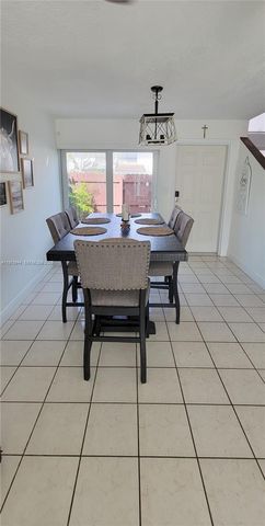 11396 SW 65th St, Miami, FL 33173