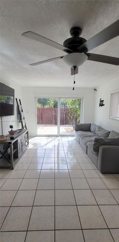 11396 SW 65th St, Miami, FL 33173