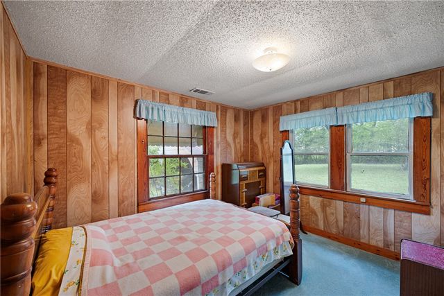 5303 N Arkansas Avenue, Russellville, AR 72802