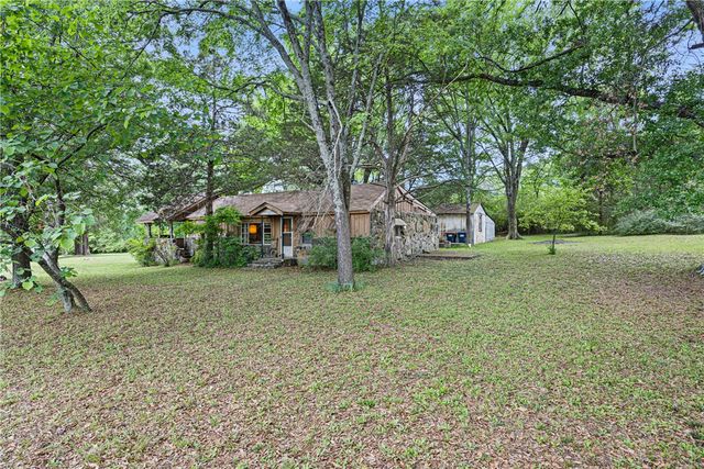 5303 N Arkansas Avenue, Russellville, AR 72802