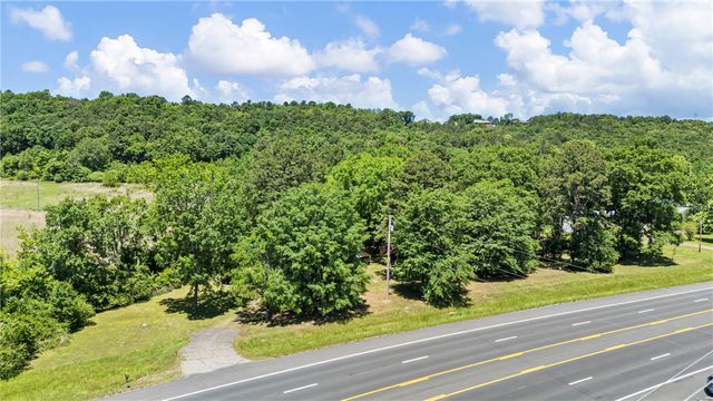 5303 N Arkansas Avenue, Russellville, AR 72802