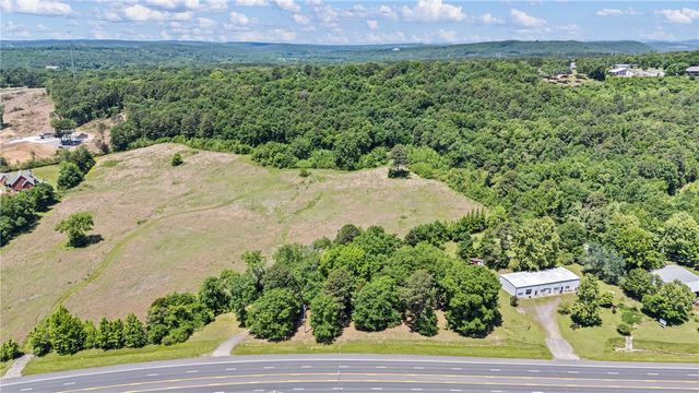 5303 N Arkansas Avenue, Russellville, AR 72802