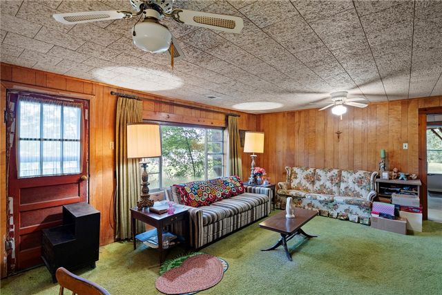 5303 N Arkansas Avenue, Russellville, AR 72802