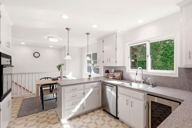 775 W California Way, Woodside, CA 94062