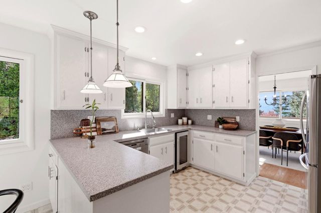 775 W California Way, Woodside, CA 94062