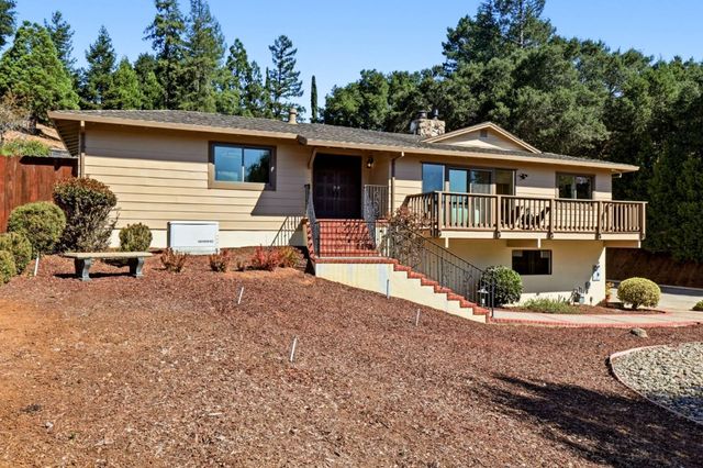 775 W California Way, Woodside, CA 94062