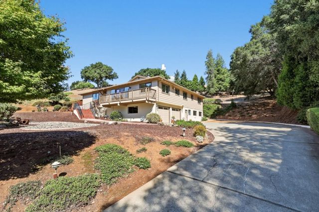 775 W California Way, Woodside, CA 94062