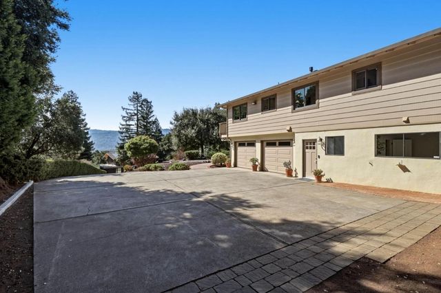 775 W California Way, Woodside, CA 94062