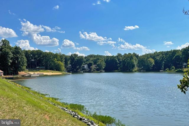 15761 WIDEWATER DR, Dumfries, VA 22025