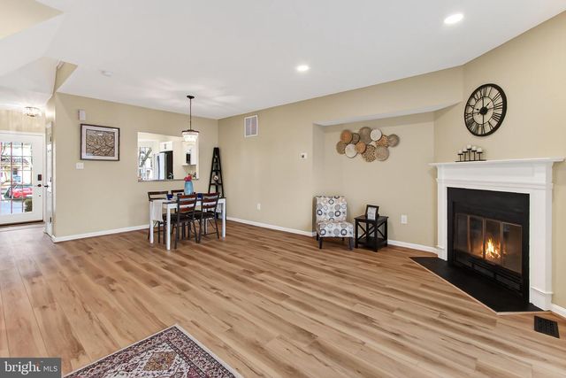 15761 WIDEWATER DR, Dumfries, VA 22025