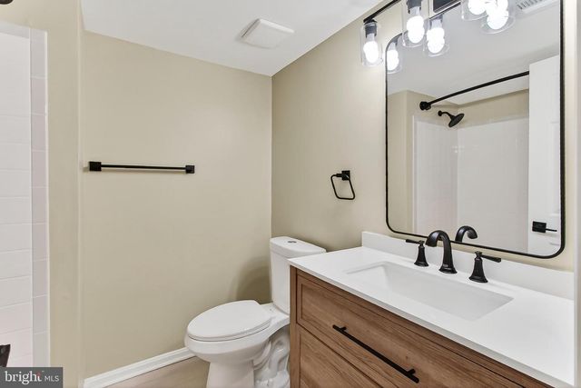 15761 WIDEWATER DR, Dumfries, VA 22025