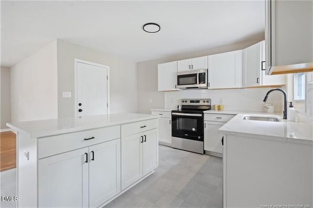 5505 Dodge Drive, Fayetteville, NC 28303