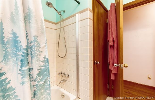 9007 County Road 403, Charlestown, IN 47111