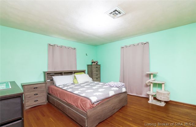 9007 County Road 403, Charlestown, IN 47111