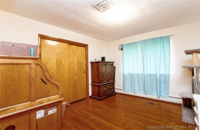 9007 County Road 403, Charlestown, IN 47111