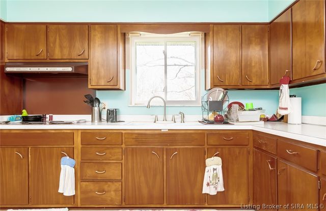 9007 County Road 403, Charlestown, IN 47111