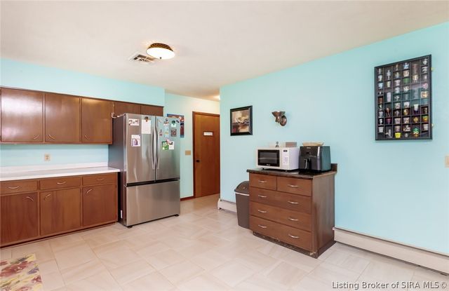 9007 County Road 403, Charlestown, IN 47111