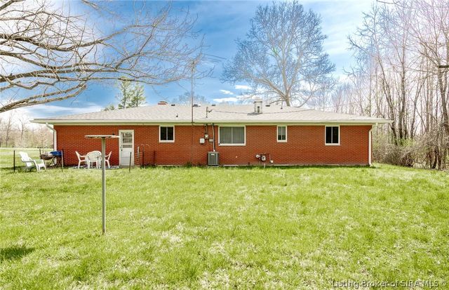 9007 County Road 403, Charlestown, IN 47111