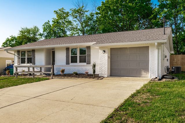 196 Evergreen Cir, Hendersonville, TN 37075