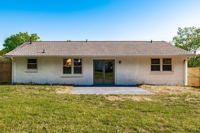 196 Evergreen Cir, Hendersonville, TN 37075