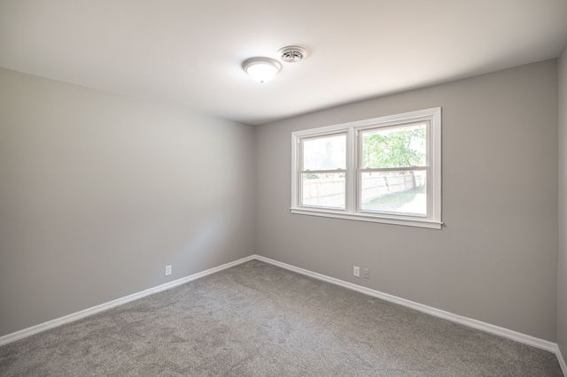 196 Evergreen Cir, Hendersonville, TN 37075
