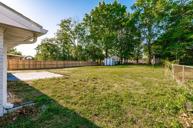 196 Evergreen Cir, Hendersonville, TN 37075