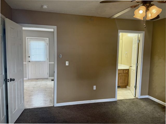 1226 Derek Dr, Franklin, KY 42134