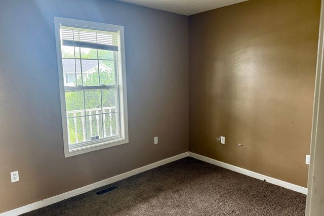 1226 Derek Dr, Franklin, KY 42134