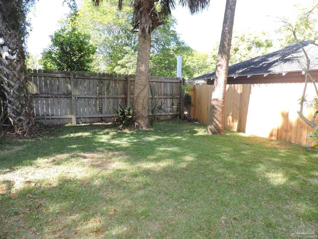 1704 E Lee St, Pensacola, FL 32503