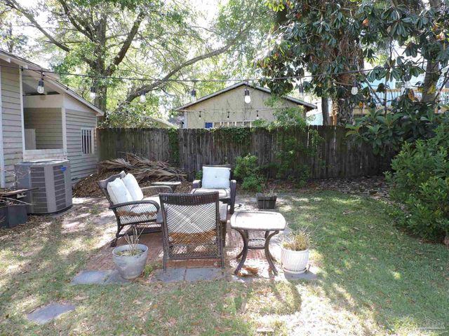 1704 E Lee St, Pensacola, FL 32503