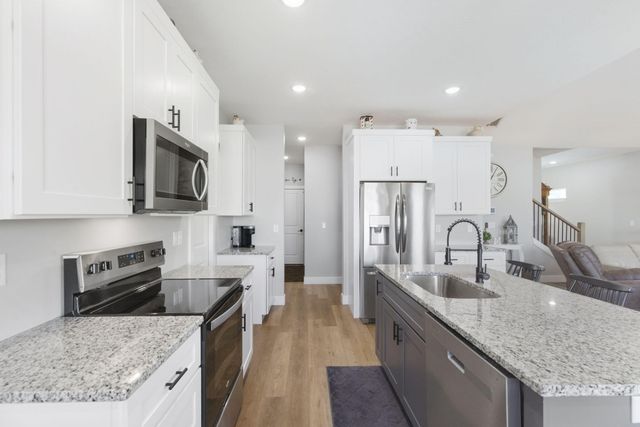 161 E Chloe Lane, Republic, MO 65738