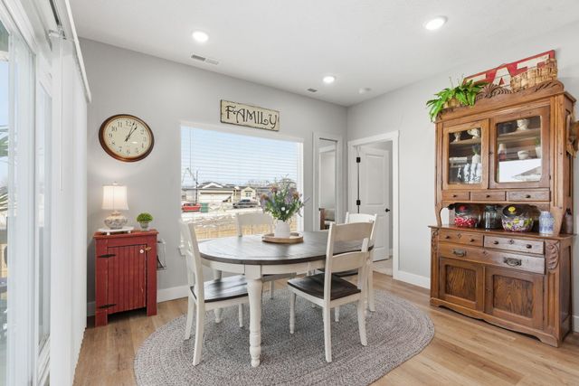 161 E Chloe Lane, Republic, MO 65738