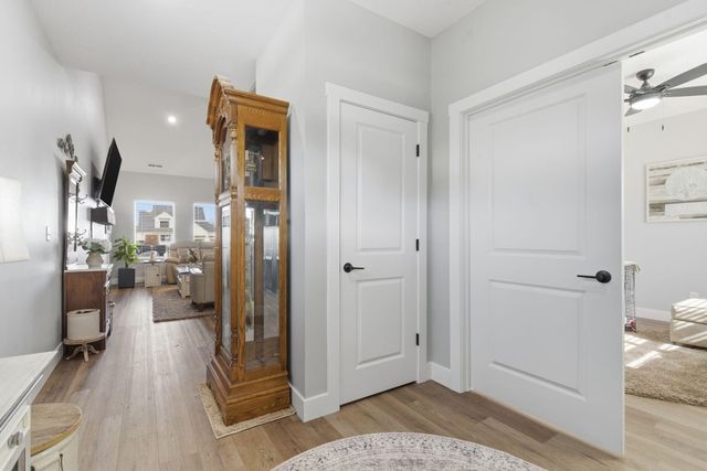 161 E Chloe Lane, Republic, MO 65738