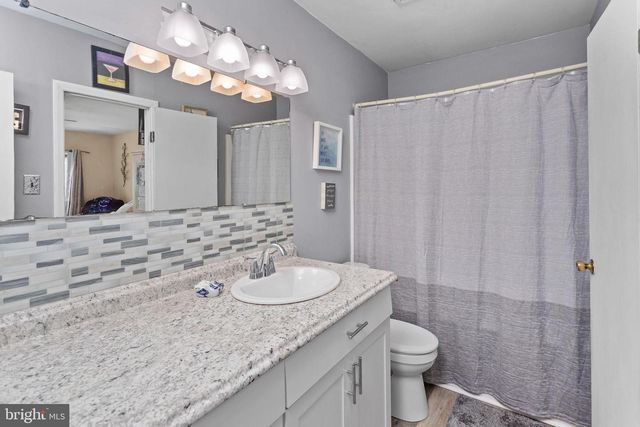 20 MAPLEWOOD, West Deptford, NJ 08066