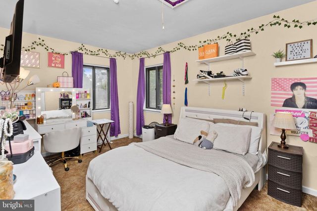 20 MAPLEWOOD, West Deptford, NJ 08066