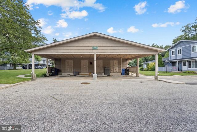 20 MAPLEWOOD, West Deptford, NJ 08066