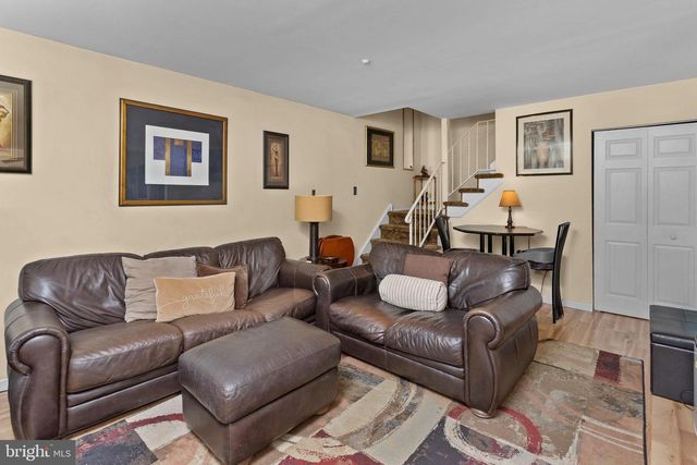 20 MAPLEWOOD, West Deptford, NJ 08066