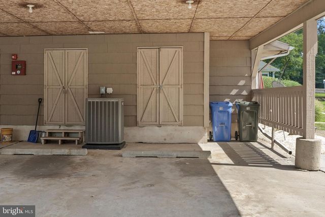 20 MAPLEWOOD, West Deptford, NJ 08066