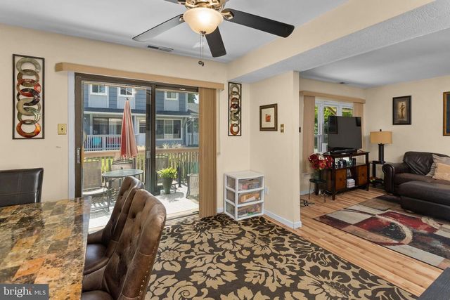 20 MAPLEWOOD, West Deptford, NJ 08066