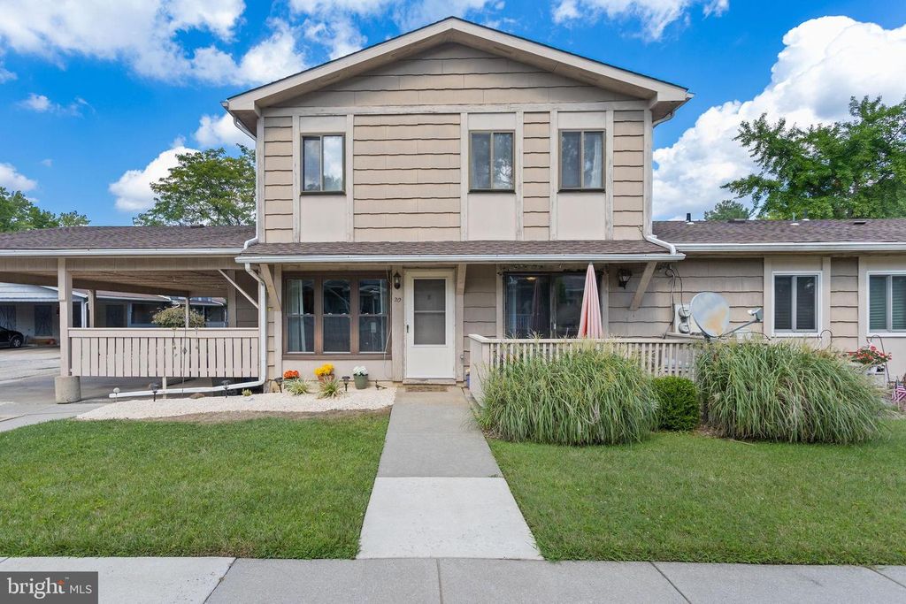 20 MAPLEWOOD, West Deptford, NJ 08066