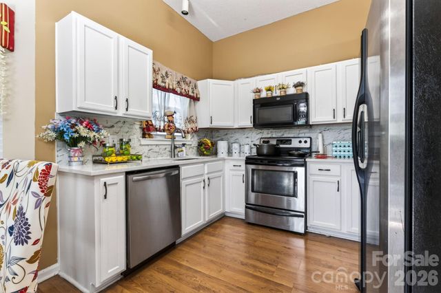 13908 Mcgloughlin Way Court, Charlotte, NC 28273