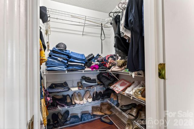 13908 Mcgloughlin Way Court, Charlotte, NC 28273