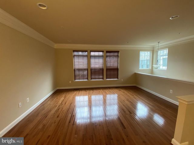 9334 ROCK RIPPLE LN, Laurel, MD 20723