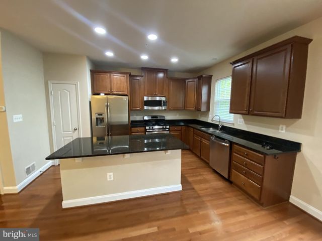 9334 ROCK RIPPLE LN, Laurel, MD 20723