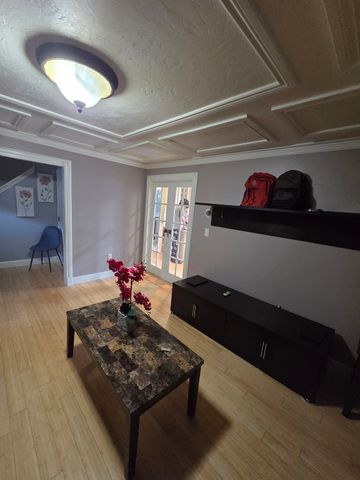37 Wall St 2C, Worcester, MA 01604