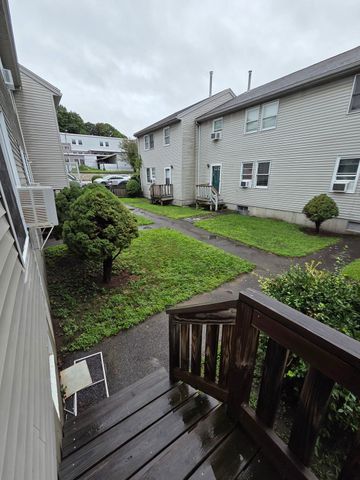 37 Wall St 2C, Worcester, MA 01604