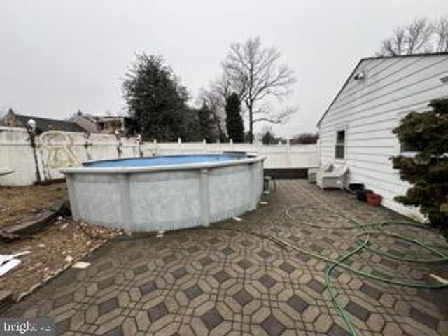 910 MAGNOLIA AVENUE, Croydon, PA 19021