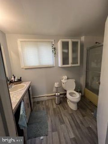 910 MAGNOLIA AVENUE, Croydon, PA 19021