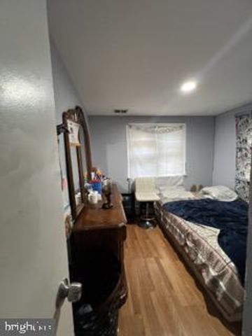 910 MAGNOLIA AVENUE, Croydon, PA 19021