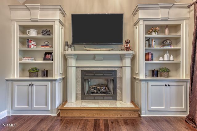 2129 Highland Falls Court, Johnson City, TN 37615